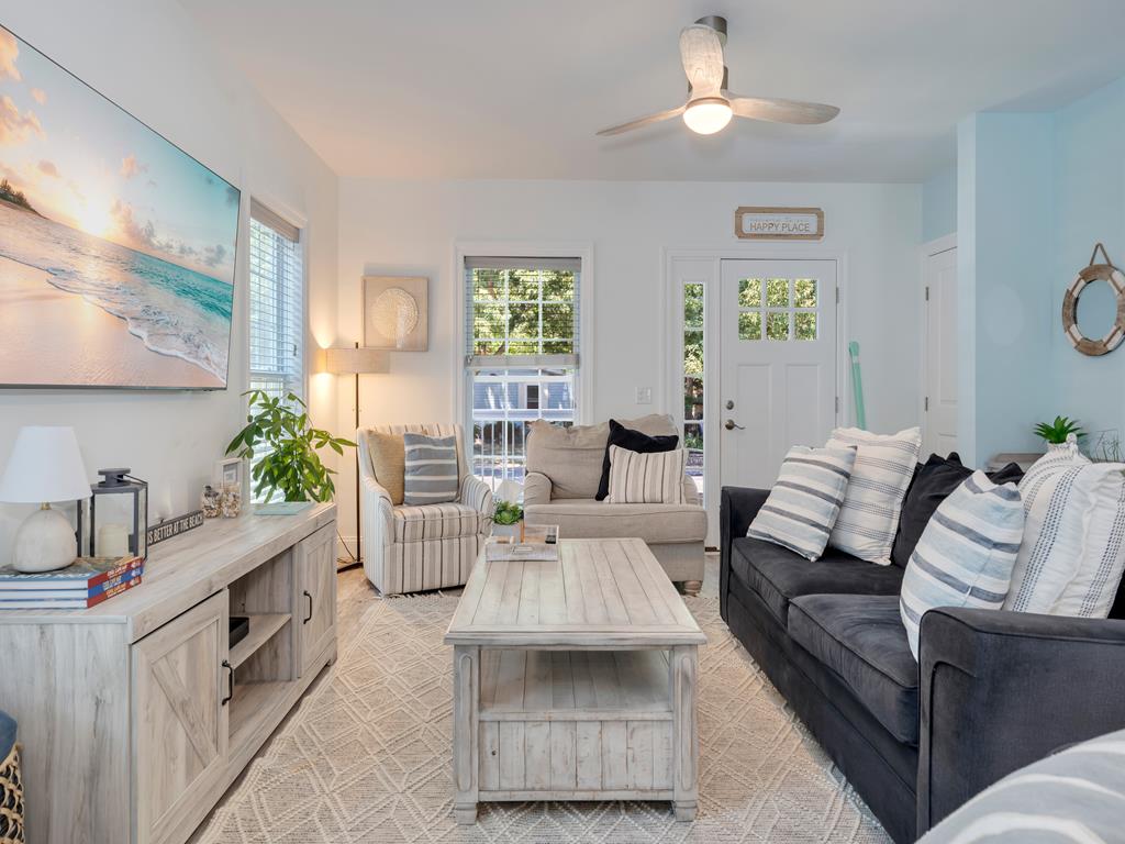 Pet-Friendly POOL Bayside Coastal Cottage | Photo 8