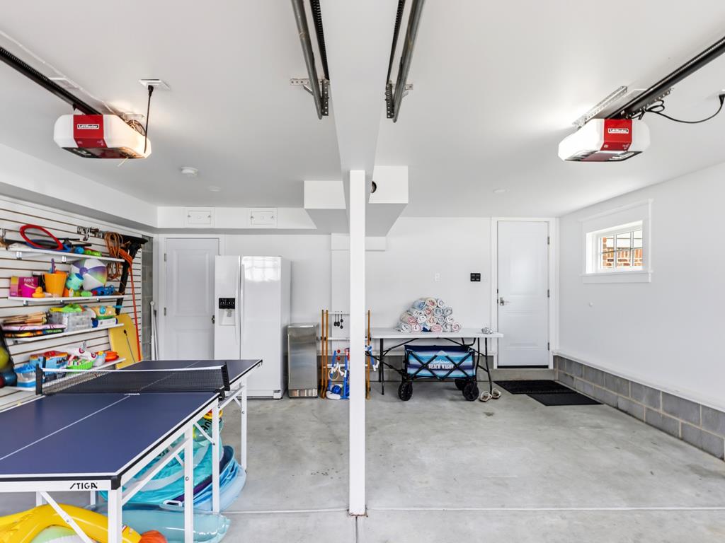 901 Benton Avenue | Photo 30