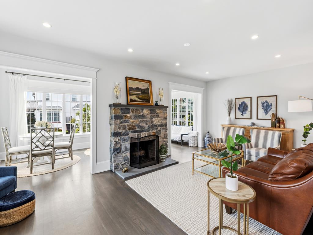 901 Benton Avenue | Photo 8