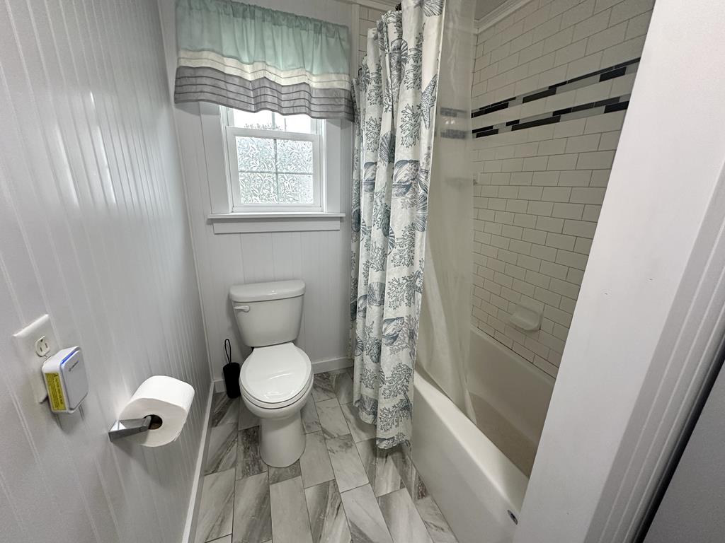 7 Locust Road - Year Round - 2 Bed 2 Bath | Photo 13