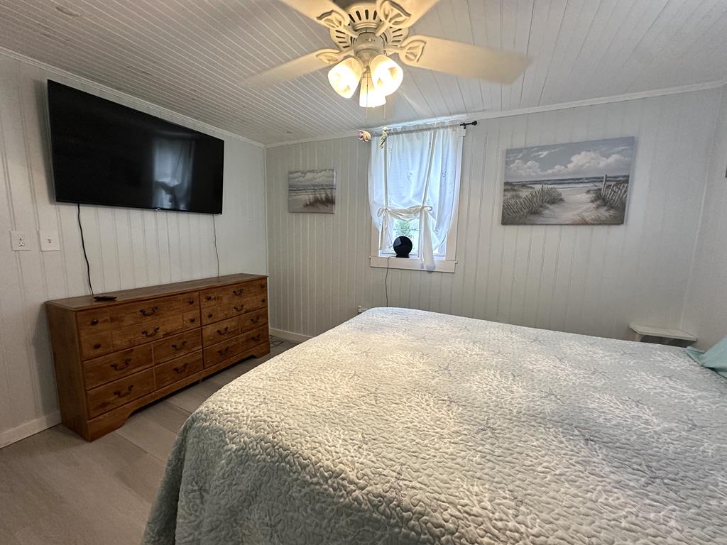 7 Locust Road - Year Round - 2 Bed 2 Bath | Photo 17