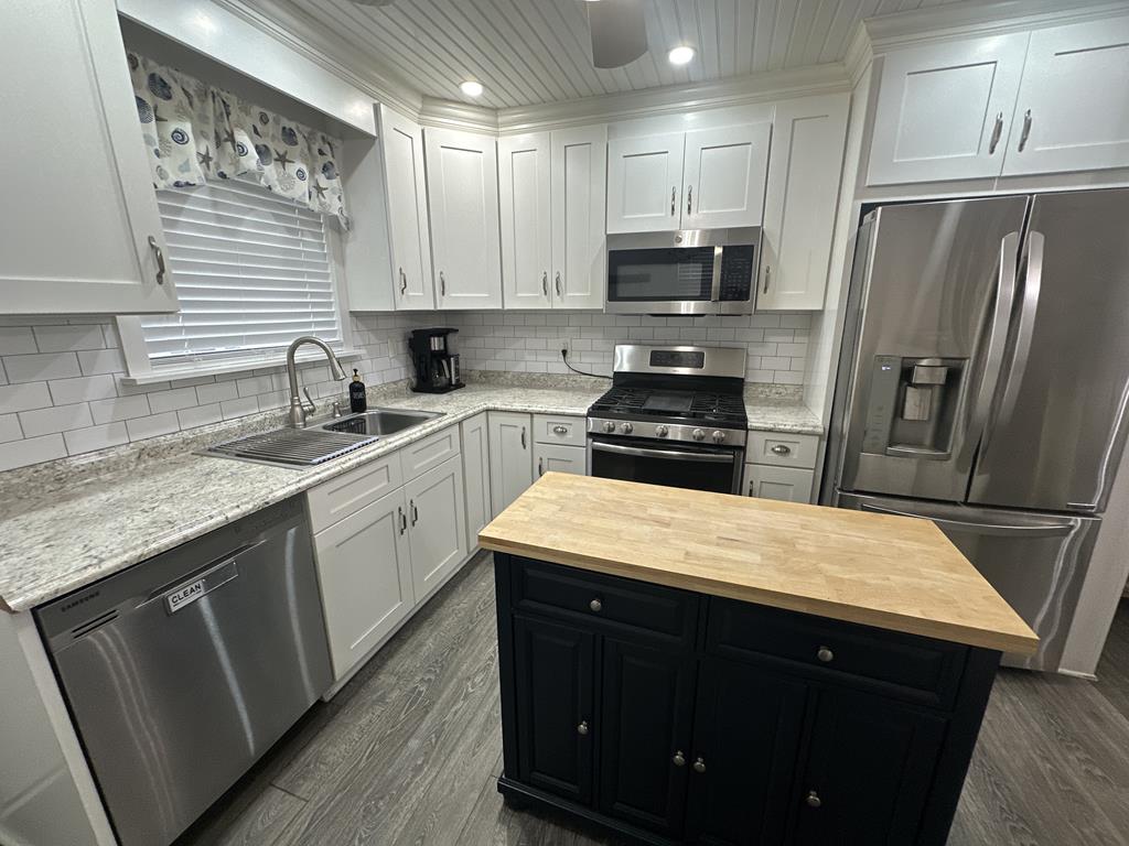 7 Locust Road - Year Round - 2 Bed 2 Bath | Photo 11