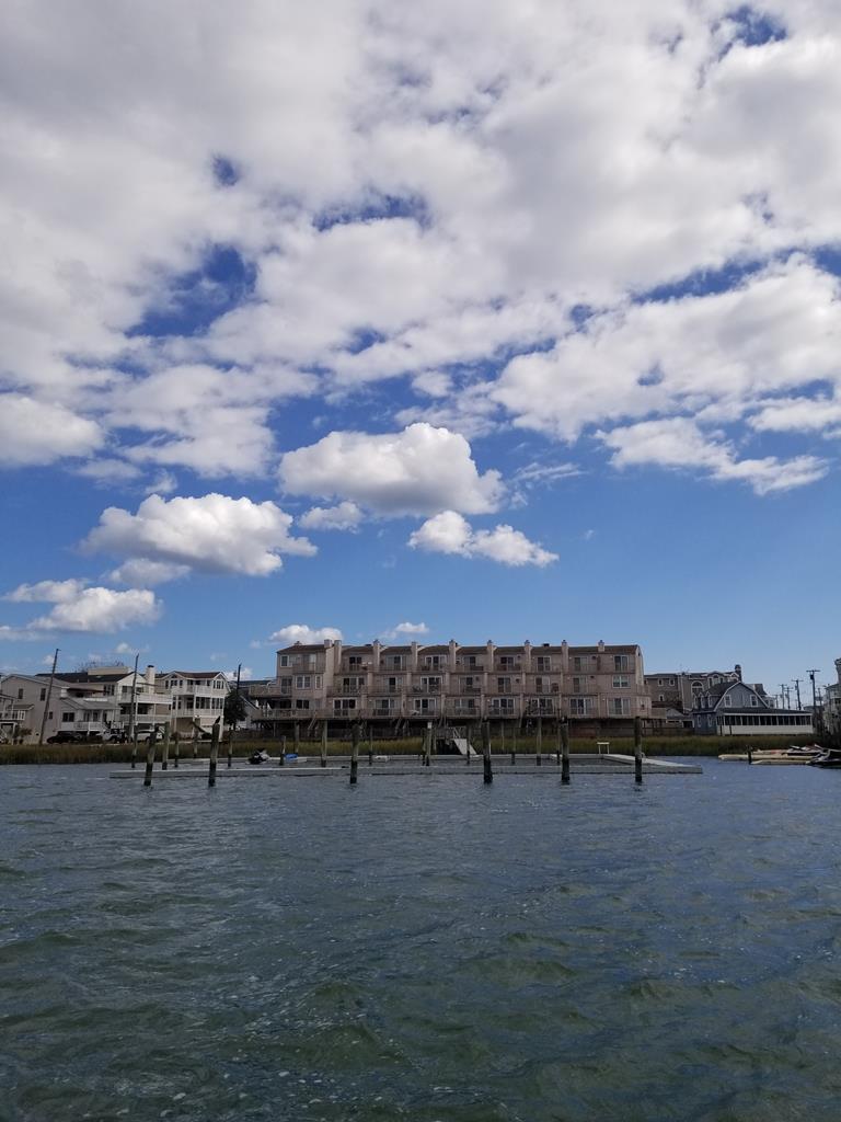 8501 Sounds Avenue, Sea Isle City (Bay Front)