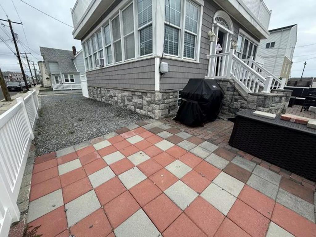17 43rd Street, Sea Isle City (Beach Block)