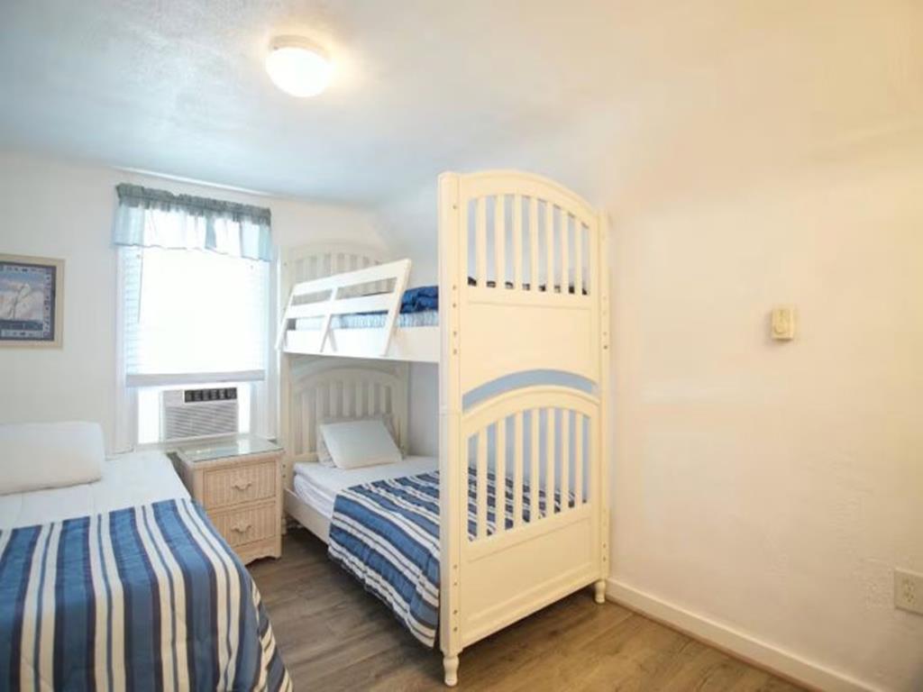 17 43rd Street, Sea Isle City (Beach Block)