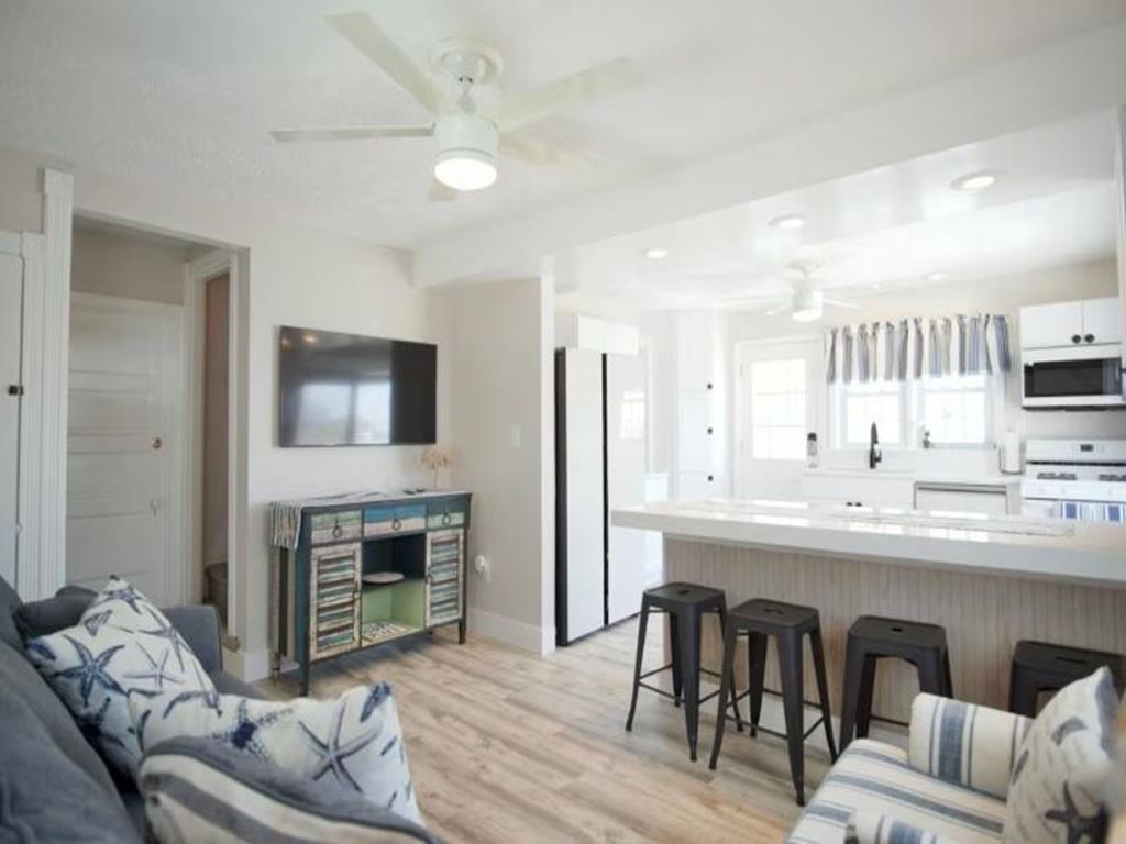 17 43rd Street, Sea Isle City (Beach Block)