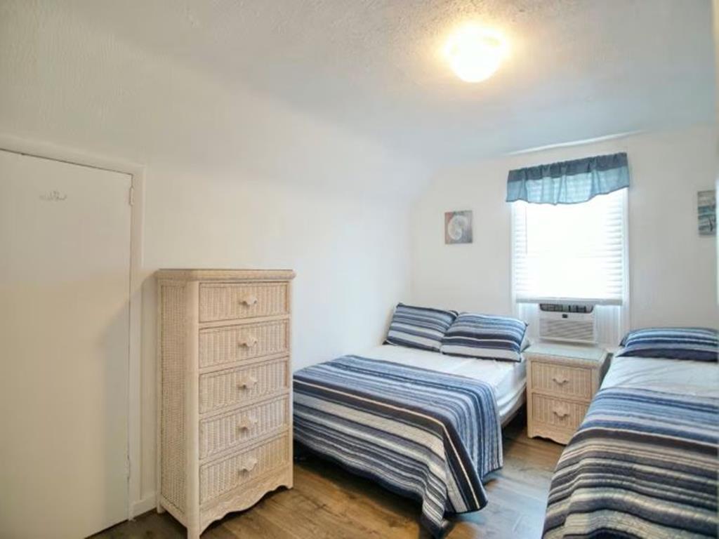 17 43rd Street, Sea Isle City (Beach Block)