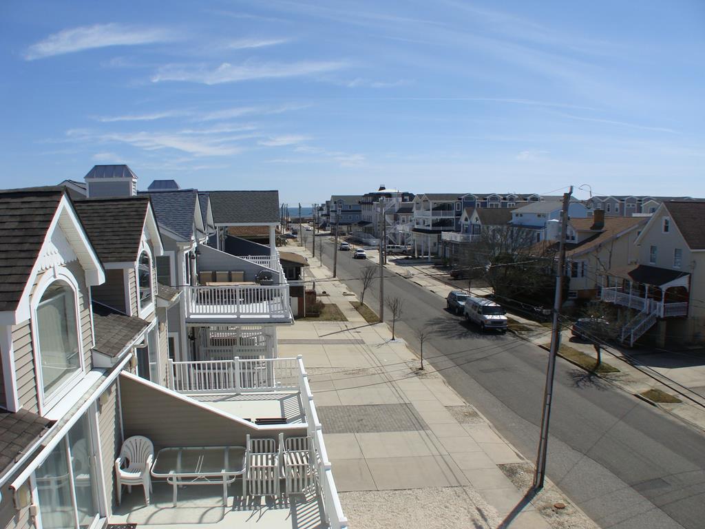 147 46th Street West, Sea Isle City (Center)