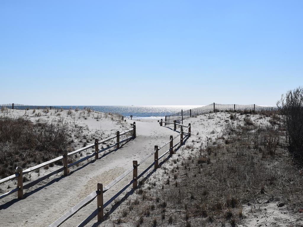6601 Pleasure Avenue, Sea Isle City (Beach Front)