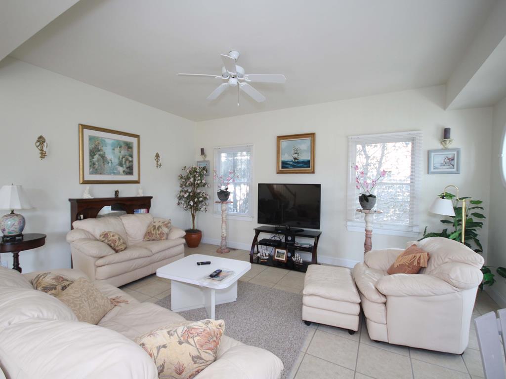 3568 Dune Drive - Picture 5