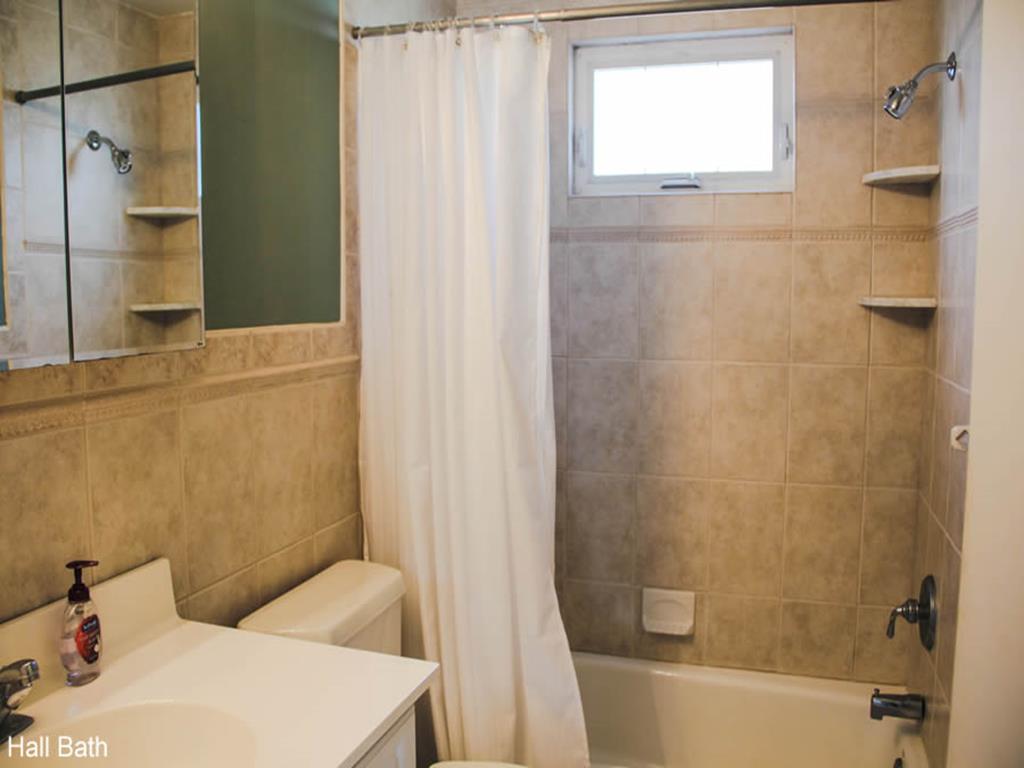 2788 Avalon Avenue - Picture 11