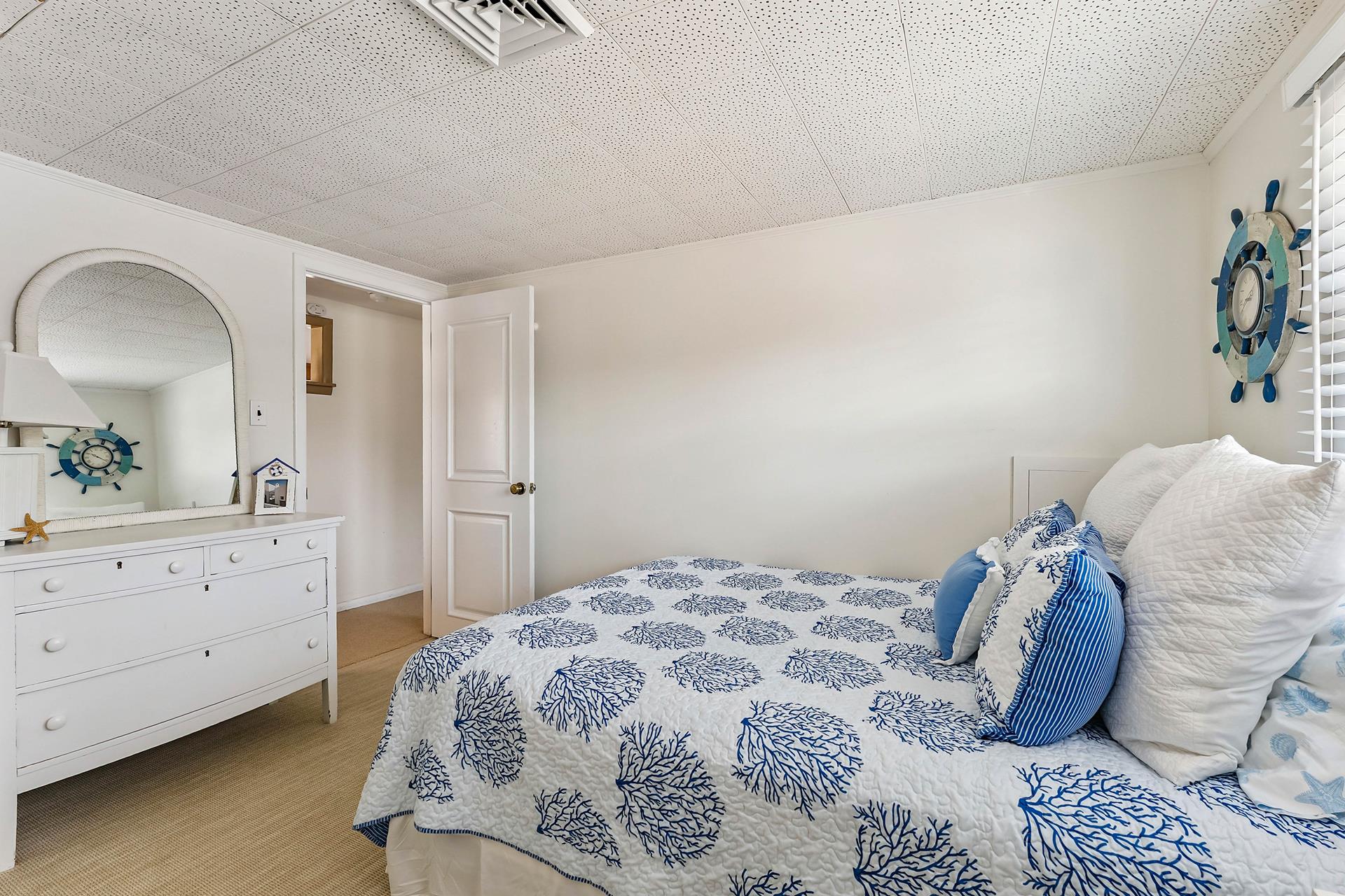 2788 Avalon Avenue - Picture 20