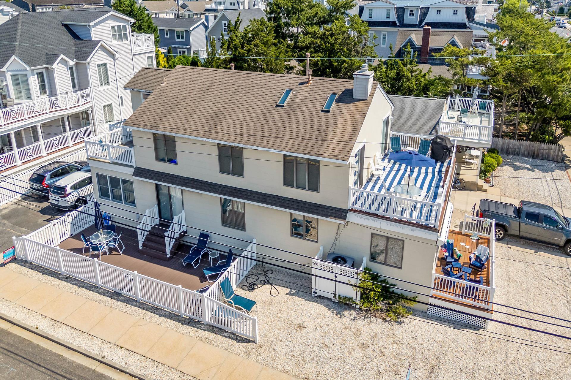 2788 Avalon Avenue - Picture 22