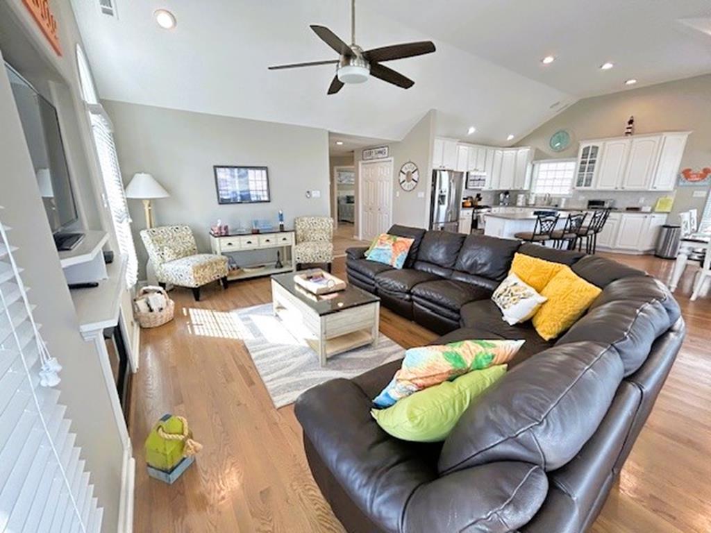 28 62nd Street 2nd Floor, Sea Isle City (Beach Block)
