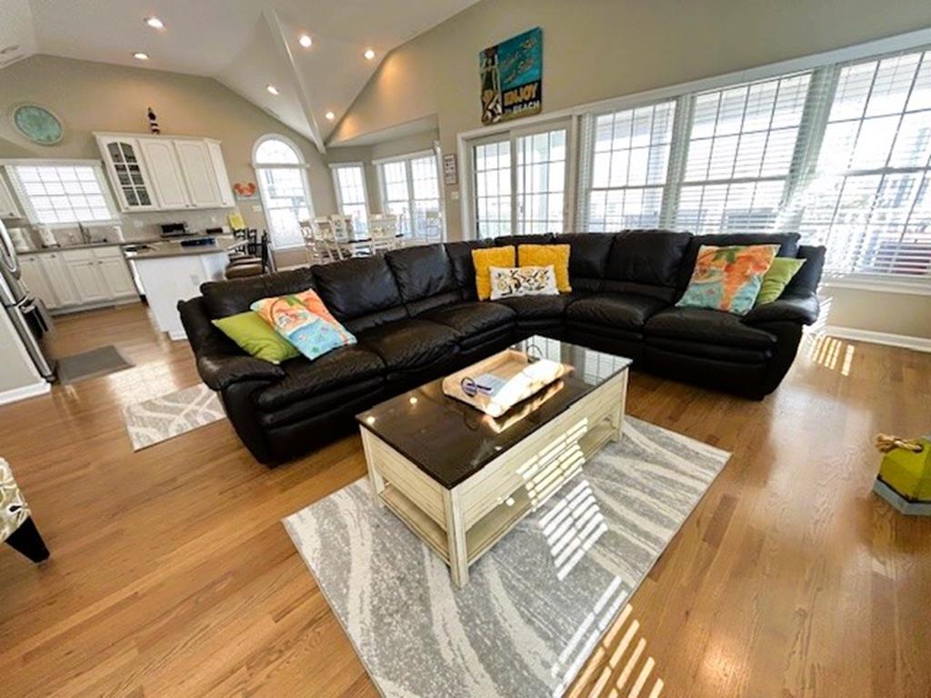 28 62nd Street 2nd Floor, Sea Isle City (Beach Block)