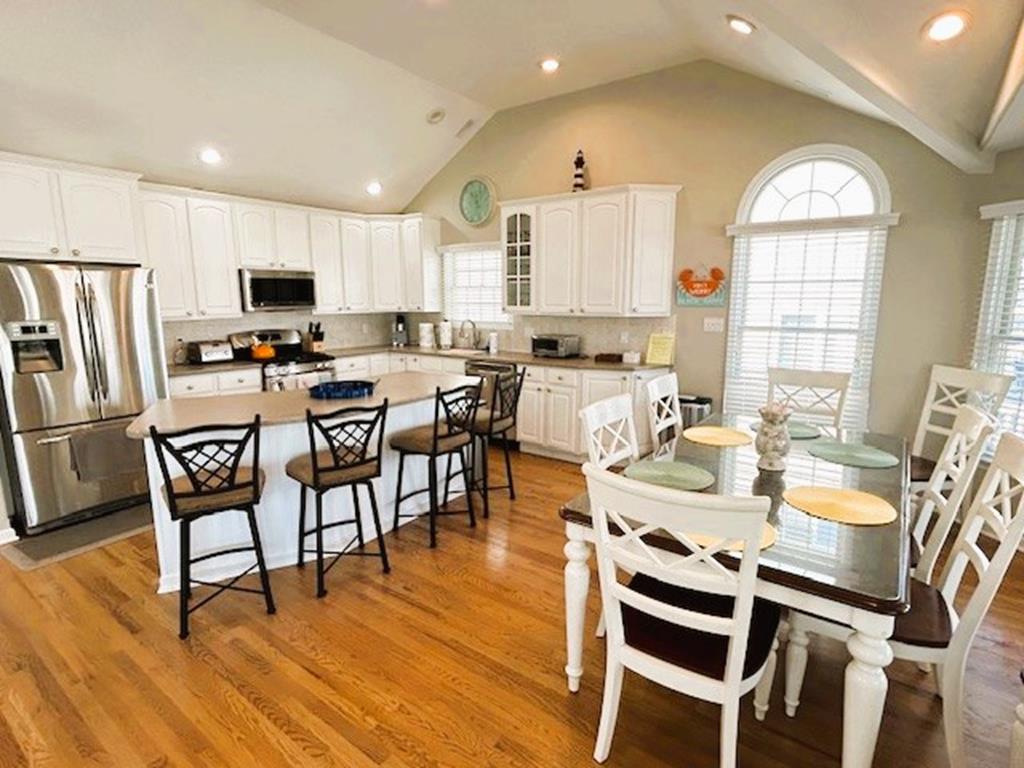 28 62nd Street 2nd Floor, Sea Isle City (Beach Block)