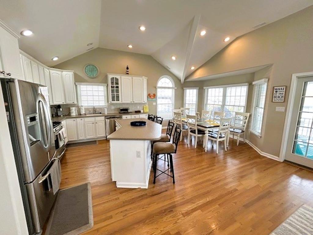 28 62nd Street 2nd Floor, Sea Isle City (Beach Block)