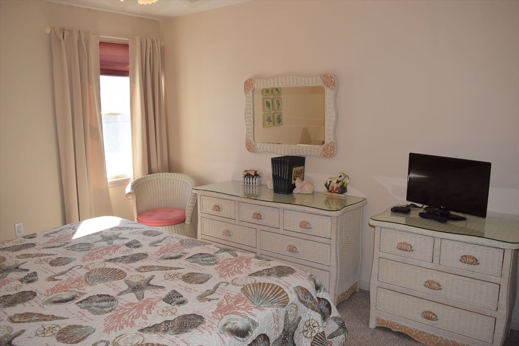 13 42nd Street, Sea Isle City (Beach Block)