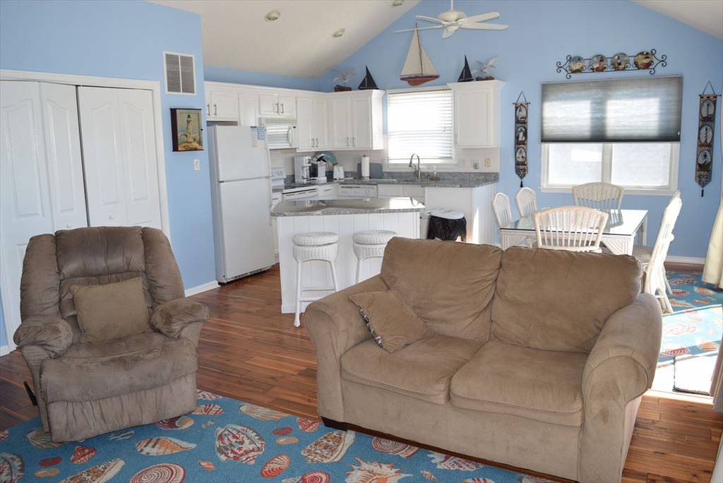 13 42nd Street, Sea Isle City (Beach Block)