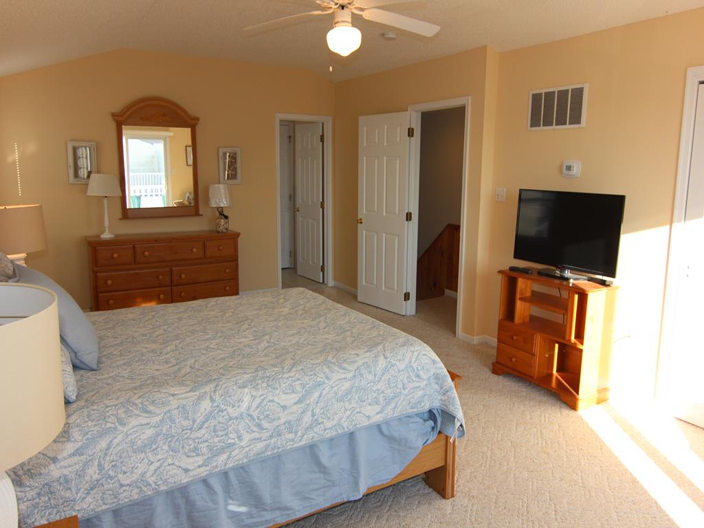32 32nd Street, Sea Isle City (Beach Block)