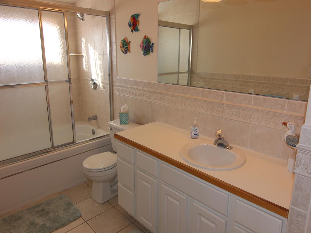 32 32nd Street, Sea Isle City (Beach Block)