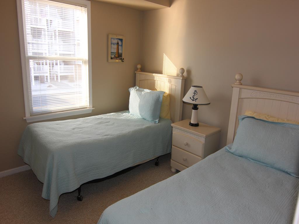 32 32nd Street, Sea Isle City (Beach Block)
