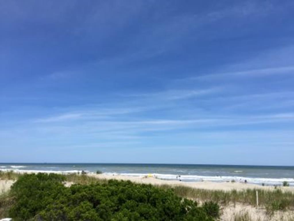 7509 Pleasure Avenue, Sea Isle City (Beach Front)
