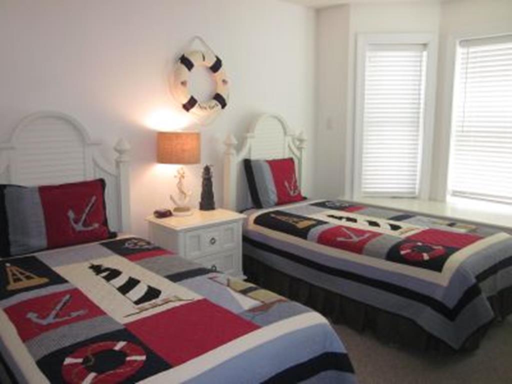7509 Pleasure Avenue, Sea Isle City (Beach Front)