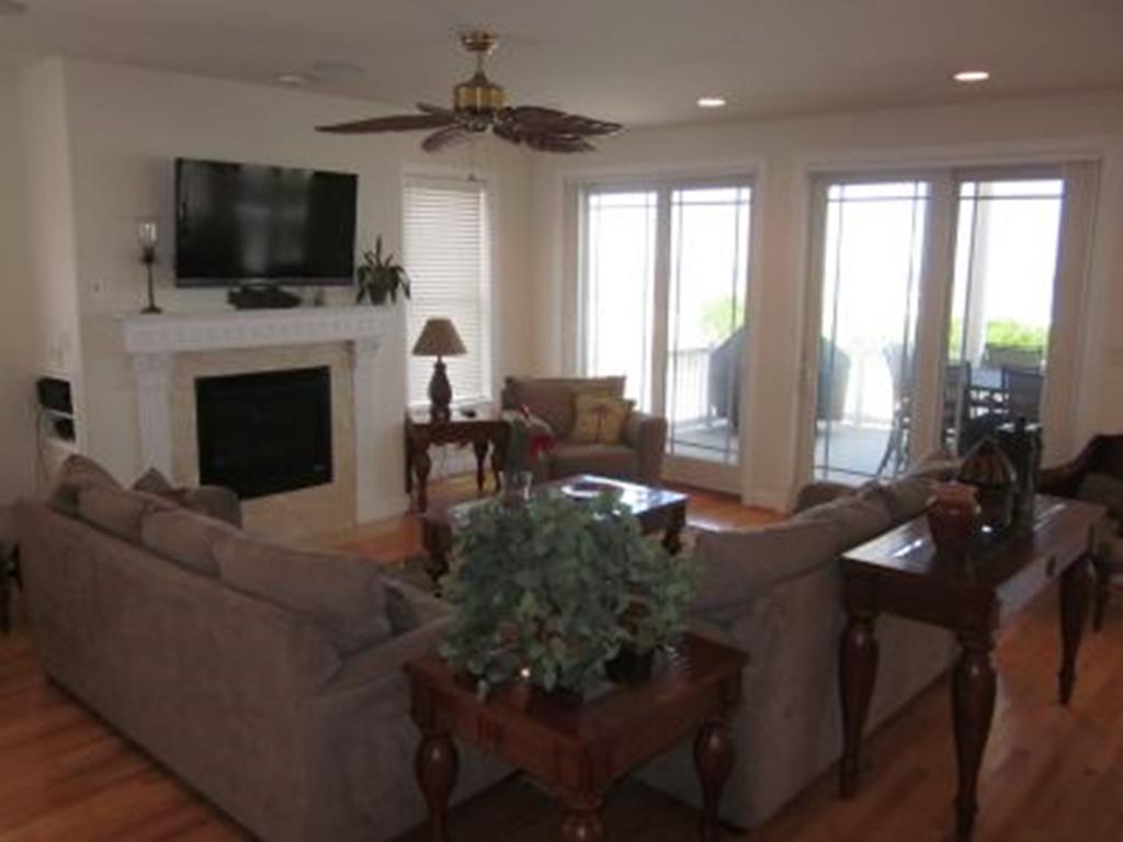 7509 Pleasure Avenue, Sea Isle City (Beach Front)