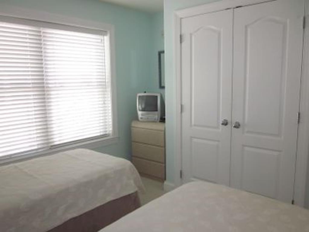 7509 Pleasure Avenue, Sea Isle City (Beach Front)