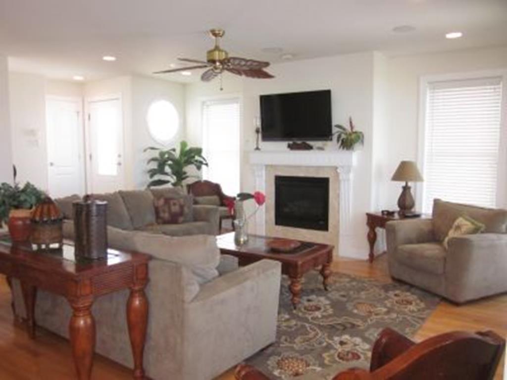 7509 Pleasure Avenue, Sea Isle City (Beach Front)