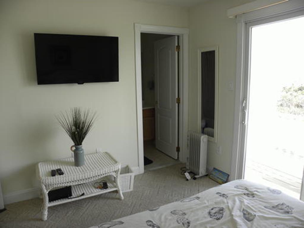 6221 Pleasure Avenue, Sea Isle City (Beach Front)