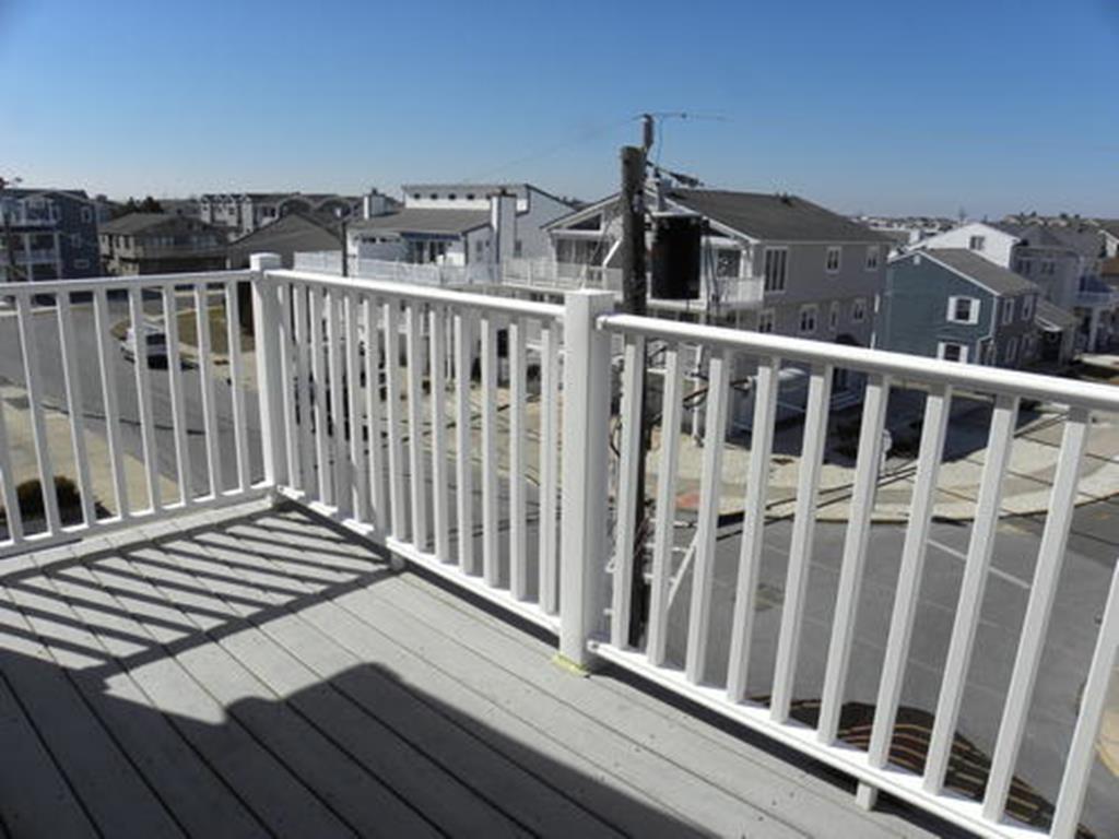 6221 Pleasure Avenue, Sea Isle City (Beach Front)