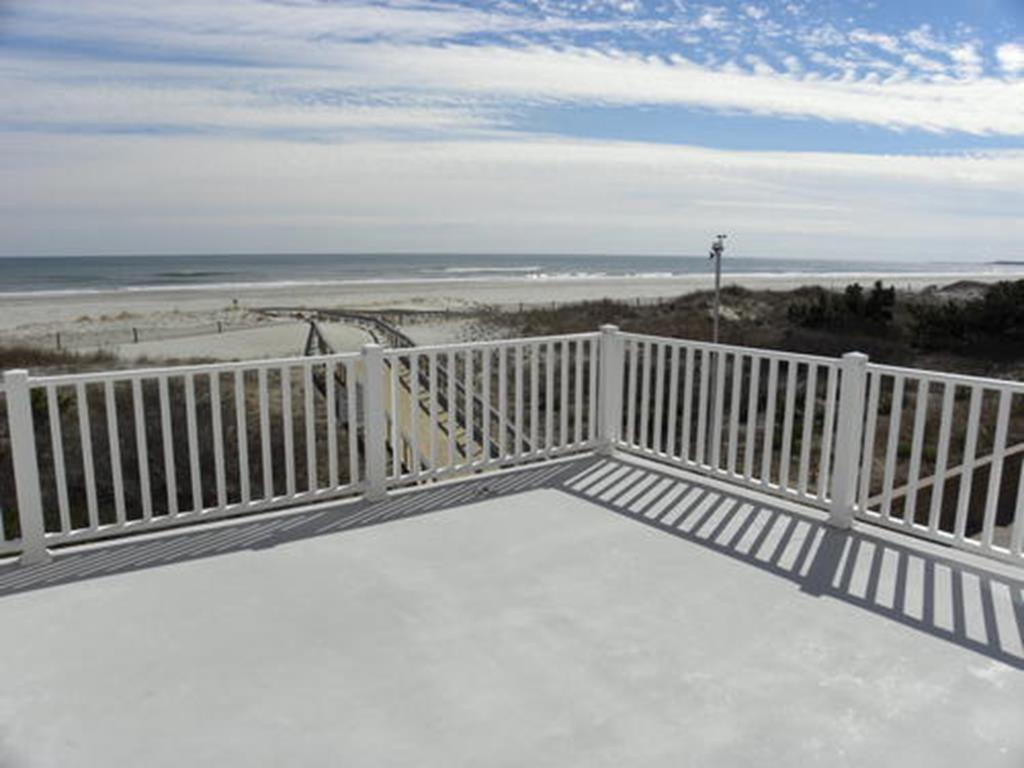 6221 Pleasure Avenue, Sea Isle City (Beach Front)