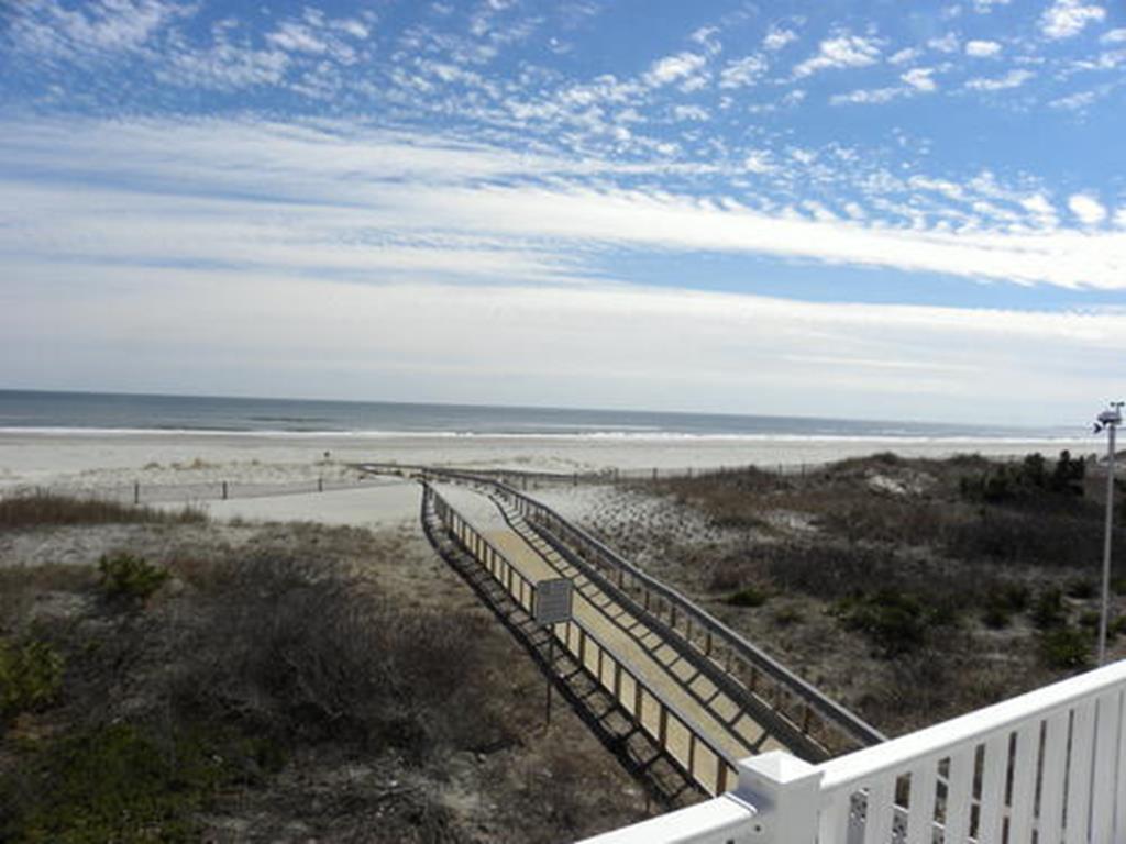 6221 Pleasure Avenue, Sea Isle City (Beach Front)