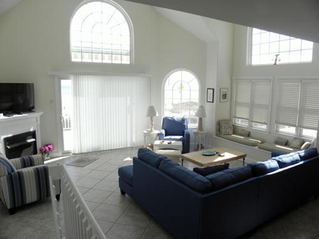 6221 Pleasure Avenue, Sea Isle City (Beach Front)