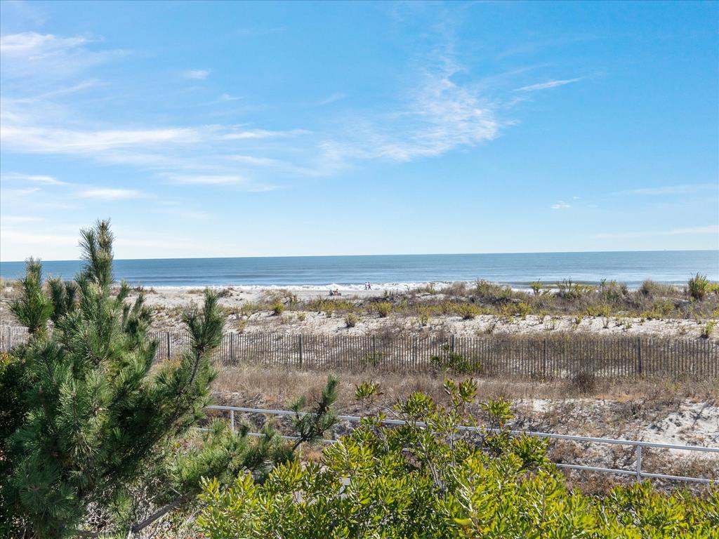 9 47th Street, Sea Isle City (Beach Front)