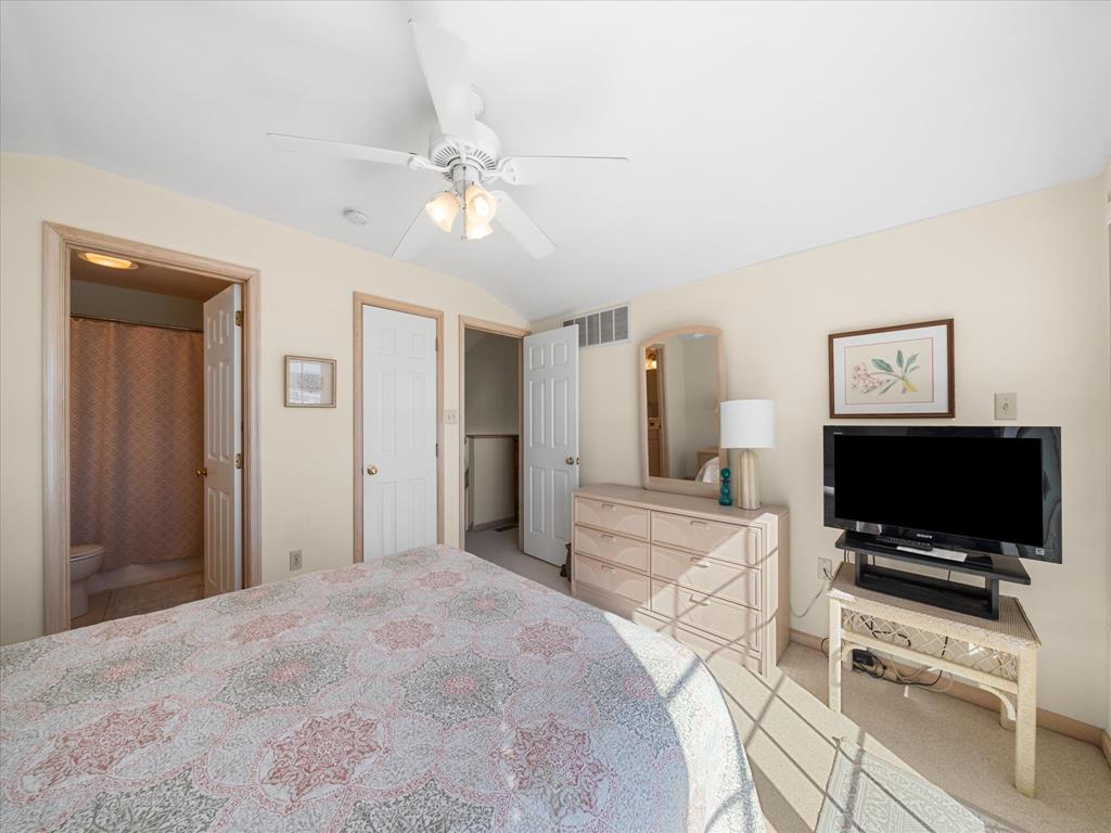 9 47th Street, Sea Isle City (Beach Front)