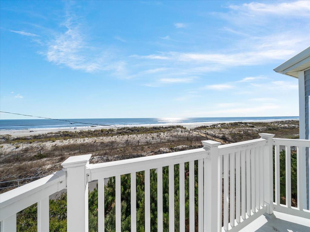 9 47th Street, Sea Isle City (Beach Front)