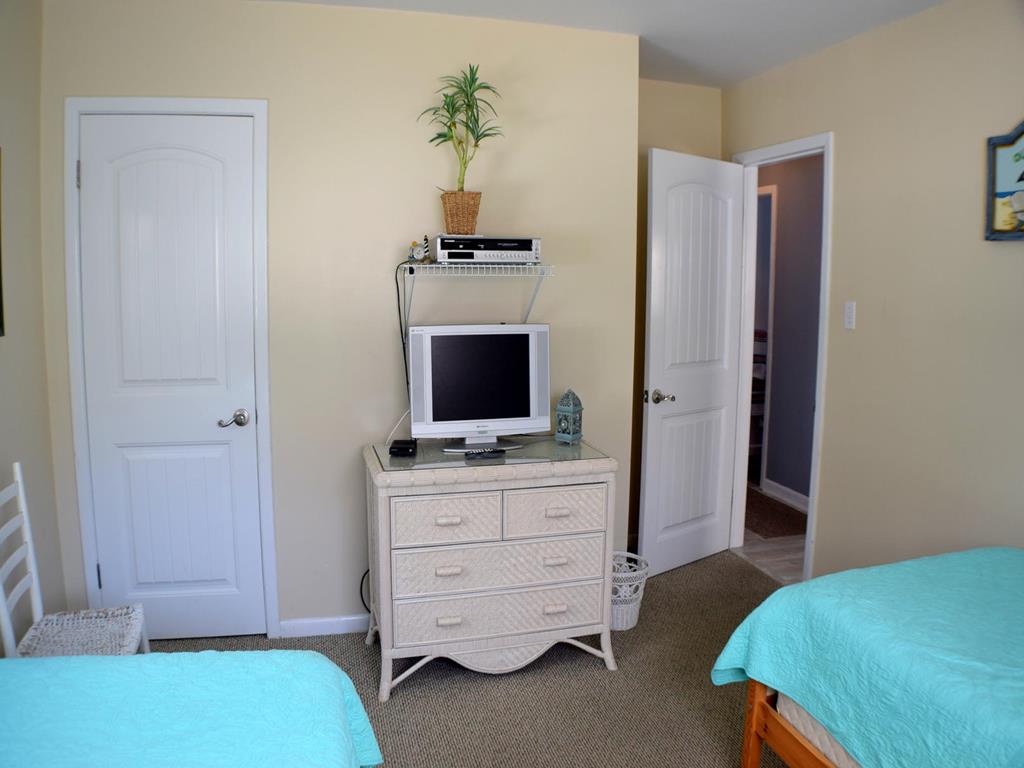 34 80th Street, Sea Isle City (Beach Block)