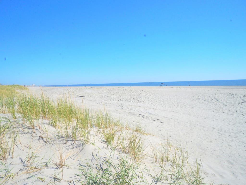 34 80th Street, Sea Isle City (Beach Block)