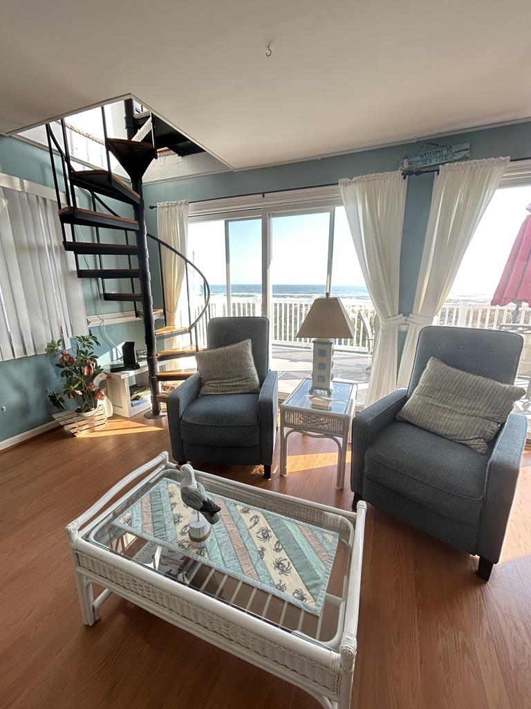7209 Pleasure Avenue, Sea Isle City (Beach Front)