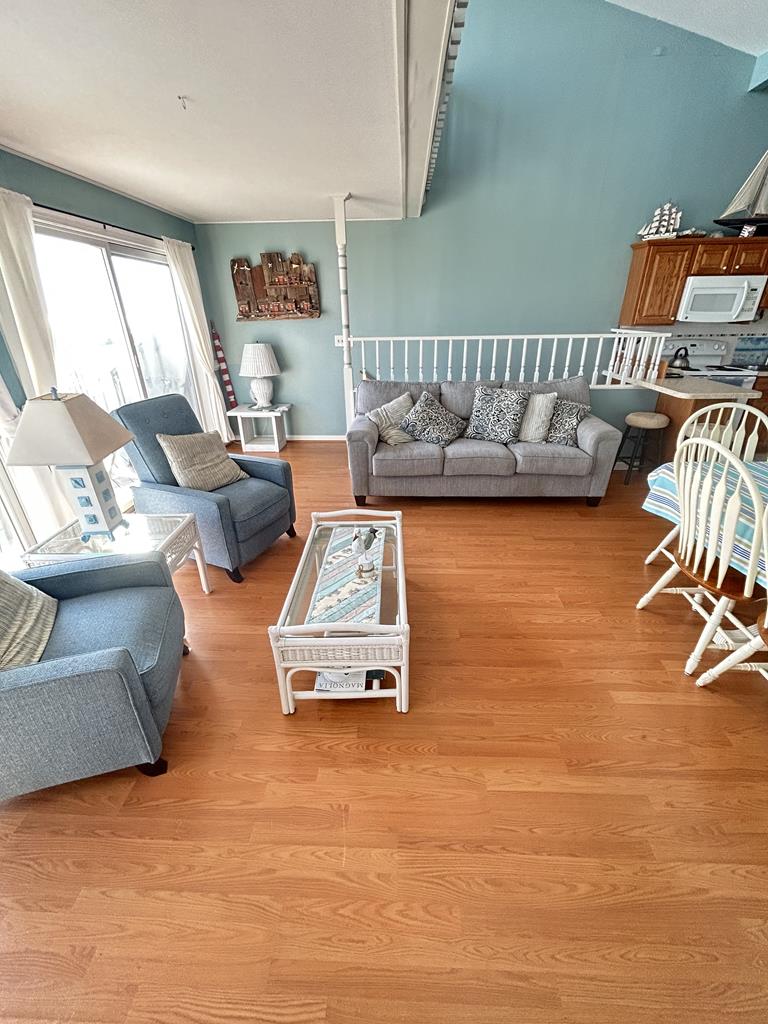 7209 Pleasure Avenue, Sea Isle City (Beach Front)