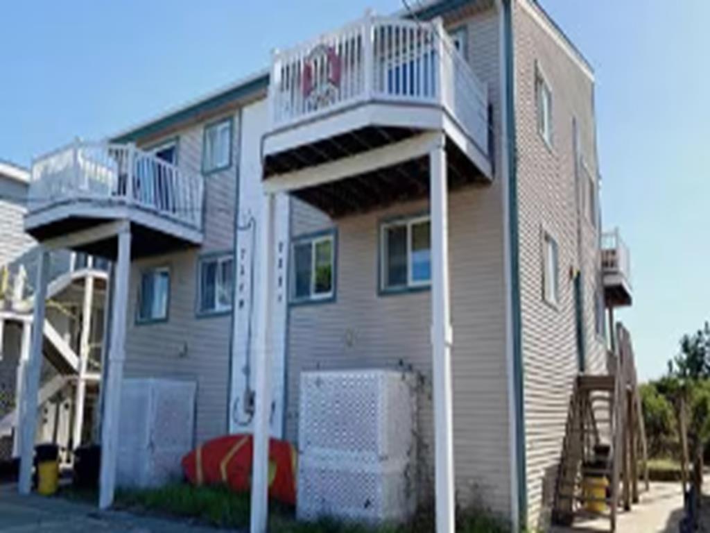 7211 Pleasure Avenue, Sea Isle City (Beach Front)