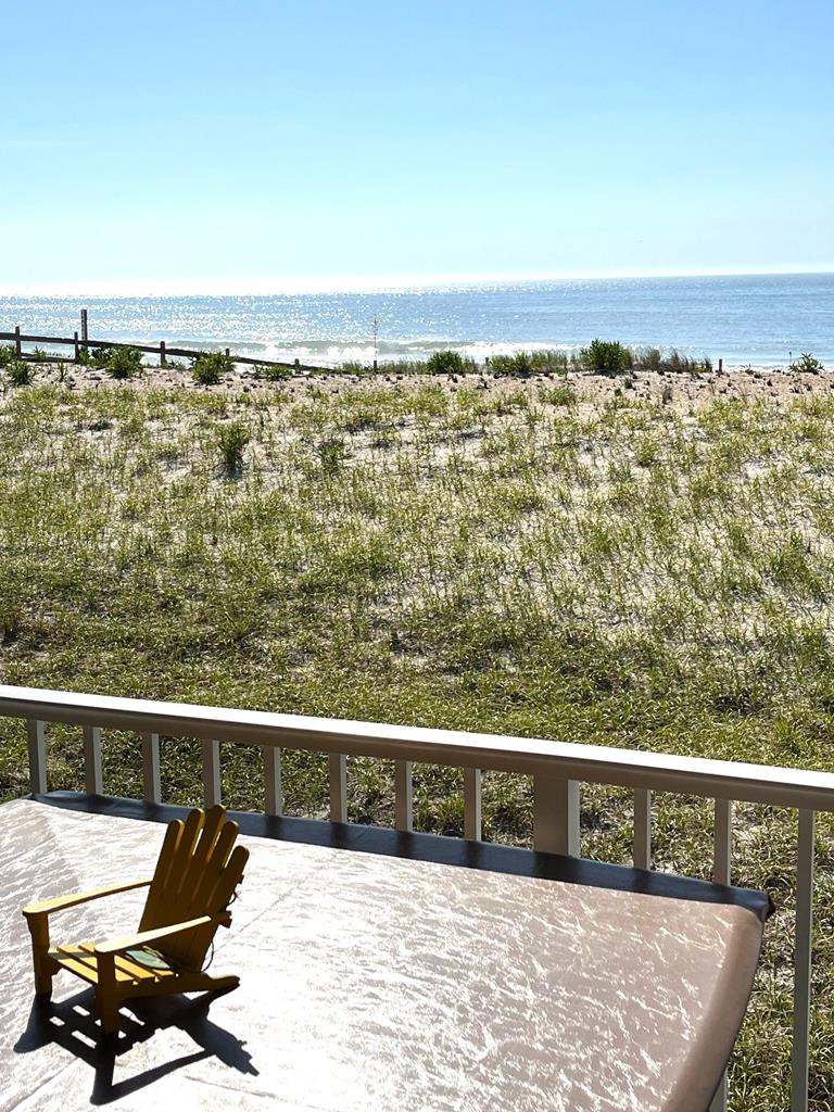 9 Pearl Street, Beach Haven (Ocean Front)