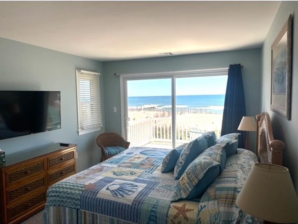 125 Iroquois Avenue, Beach Haven (Ocean Front)