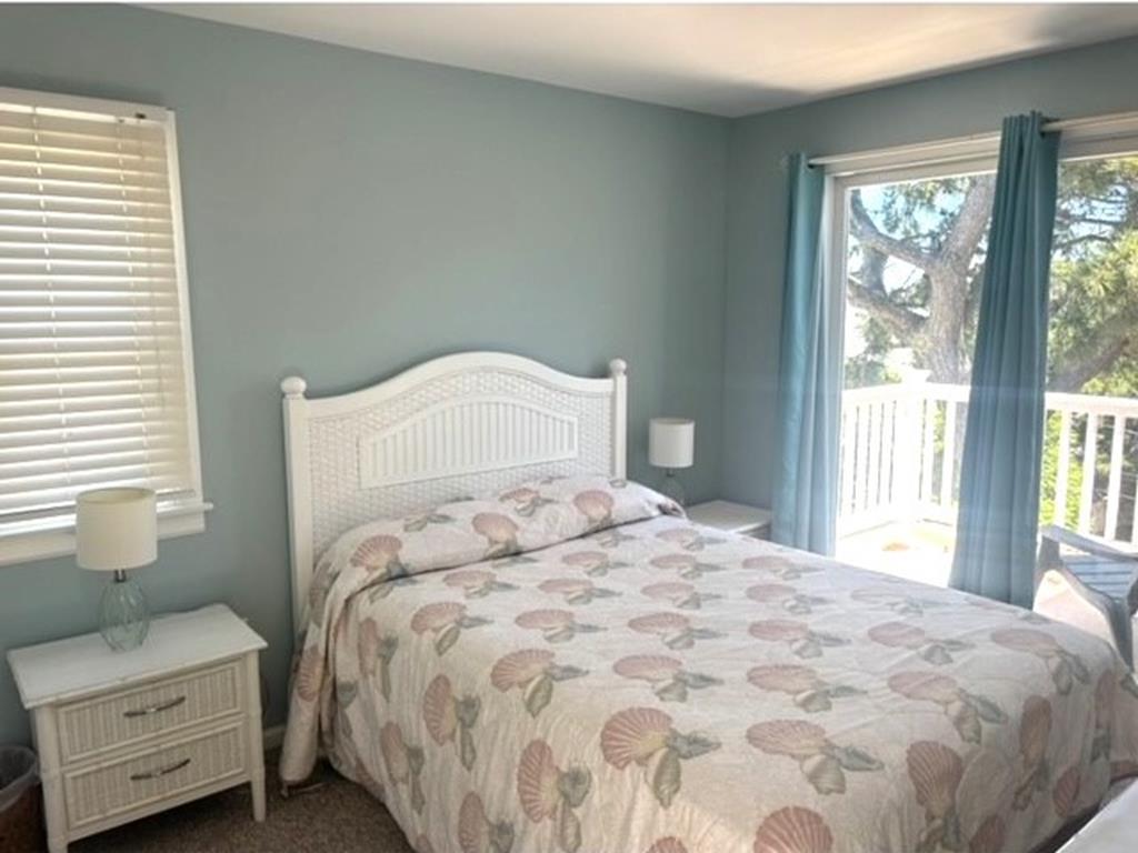 125 Iroquois Avenue, Beach Haven (Ocean Front)