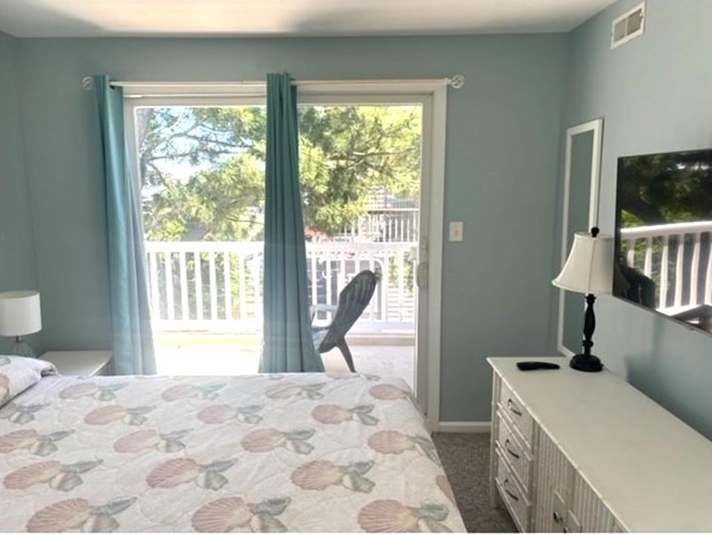 125 Iroquois Avenue, Beach Haven (Ocean Front)