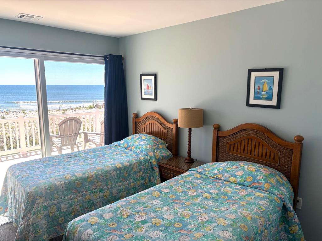 125 Iroquois Avenue, Beach Haven (Ocean Front)
