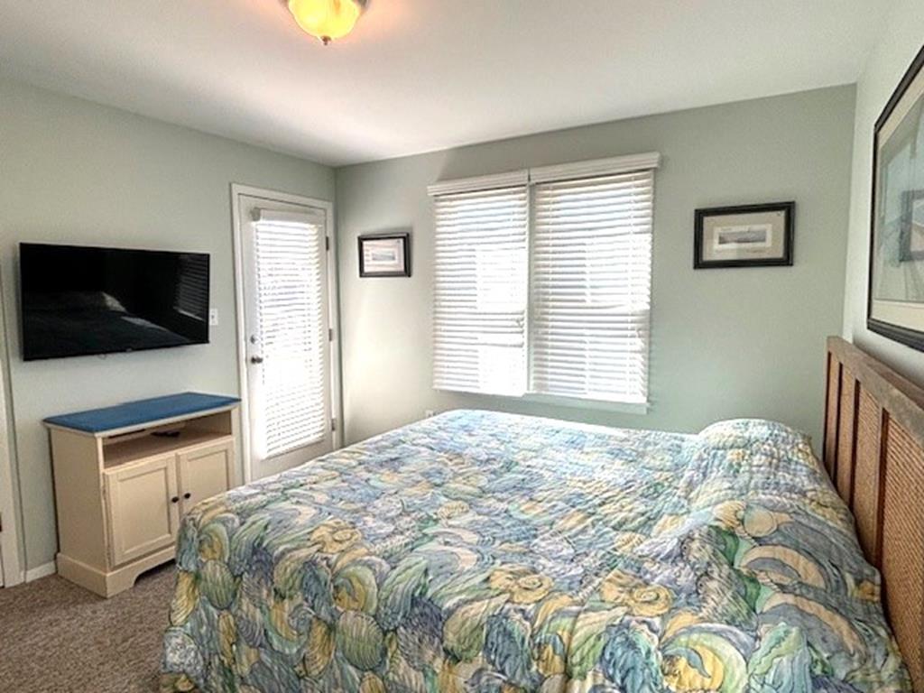 1605 S Beach Avenue, Beach Haven (Ocean Block)